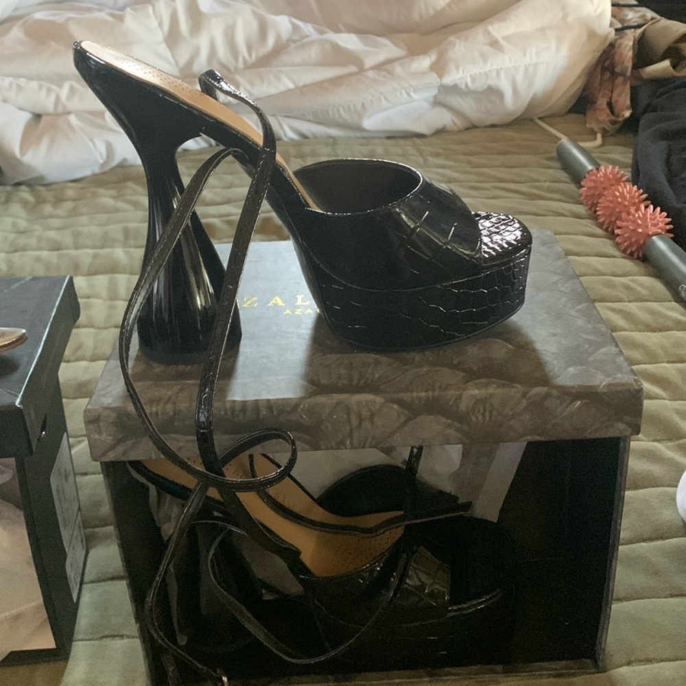 black platform chunky heel that wrap around ankle